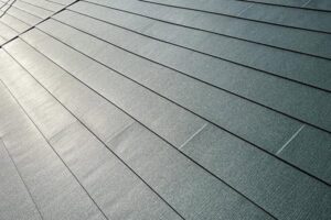 屋根の種類：ガルバリウム鋼鈑