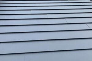 ガルバリウム鋼板など金属屋根の人気の理由や葺き替えるメリットは？
