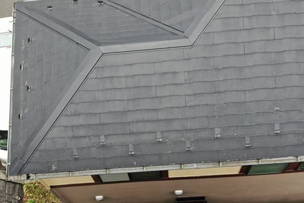 屋根のドローン撮影