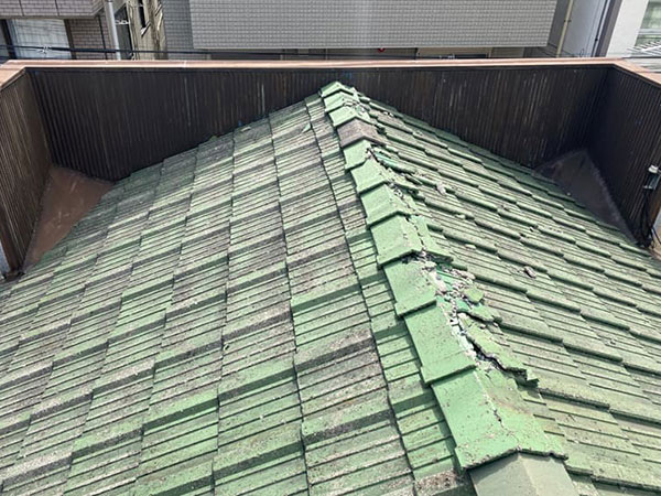 セメント瓦