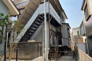 横浜市鶴見区鉄骨階段補修塗装工事後