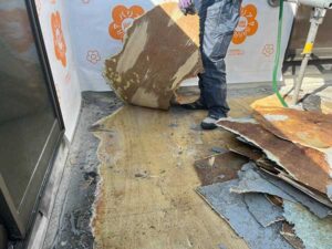 既存防水層の撤去
