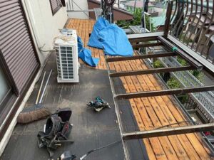 既存下屋の撤去