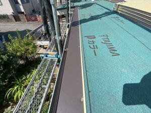 軒先板金の施工