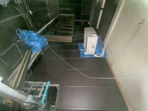 新規屋根材の施工