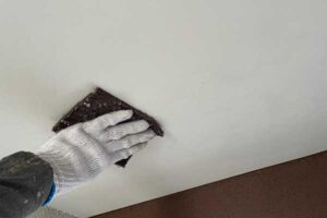 玄関ポーチ天井ケレン