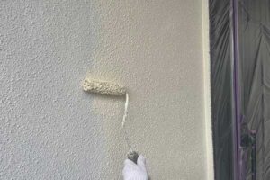 外壁塗装中塗り