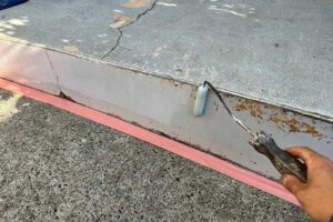 外構の石段塗装下塗り