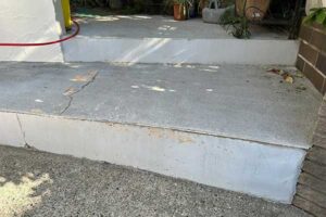 外構の石段のひび割れ補修