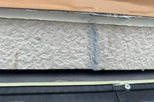 外壁のひび割れ補修後