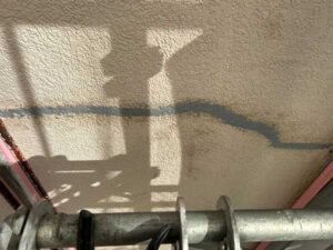 外壁のひび割れ補修