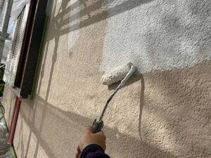 外壁塗装・中塗り