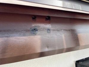 破風の釘穴補修