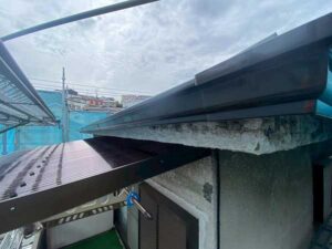 横浜市港南区にてぽたぽた水が落ちる雨樋の交換 施工後